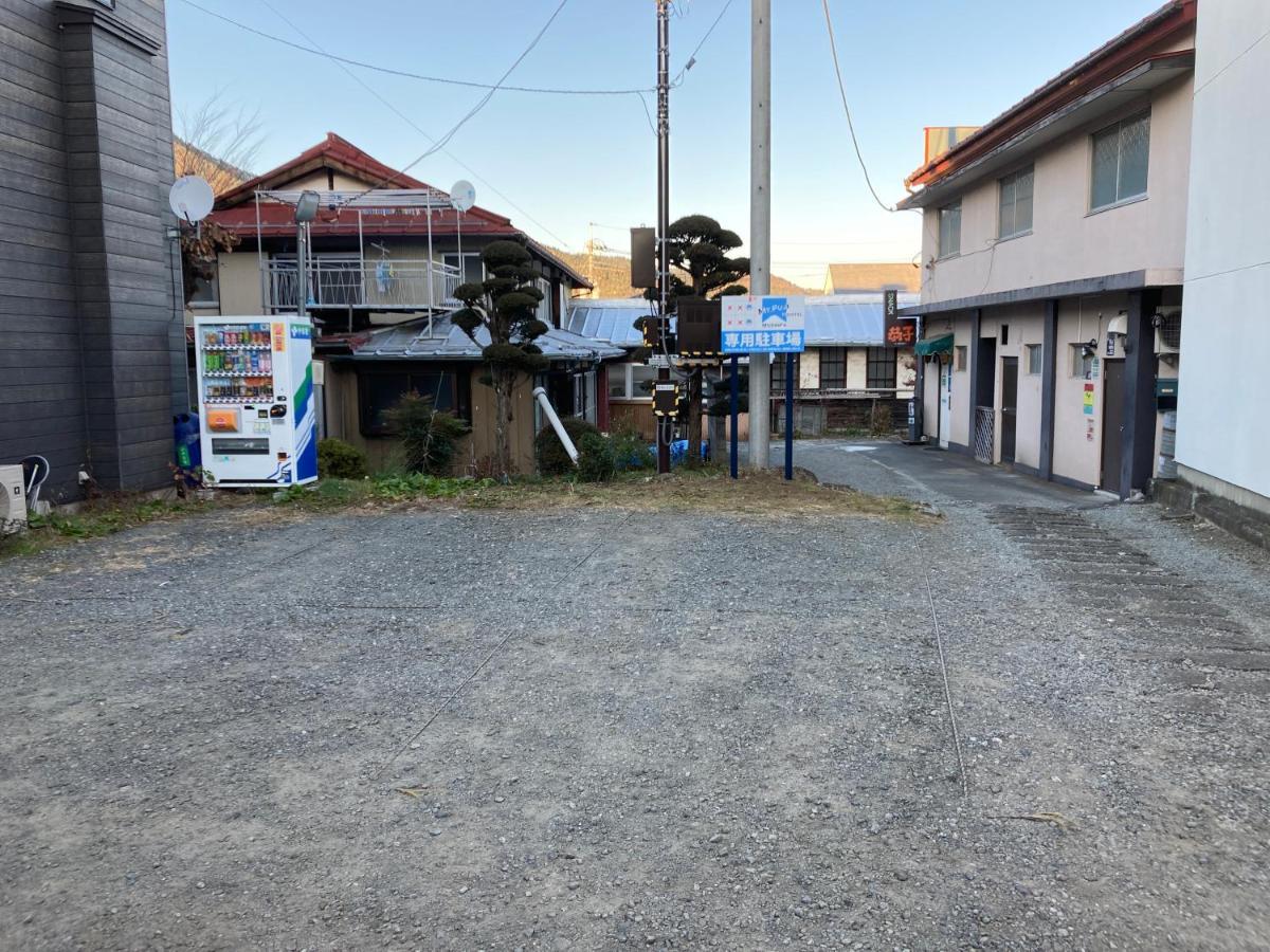 Mt Fuji Hostel Michael'S Фудзиёсида Экстерьер фото