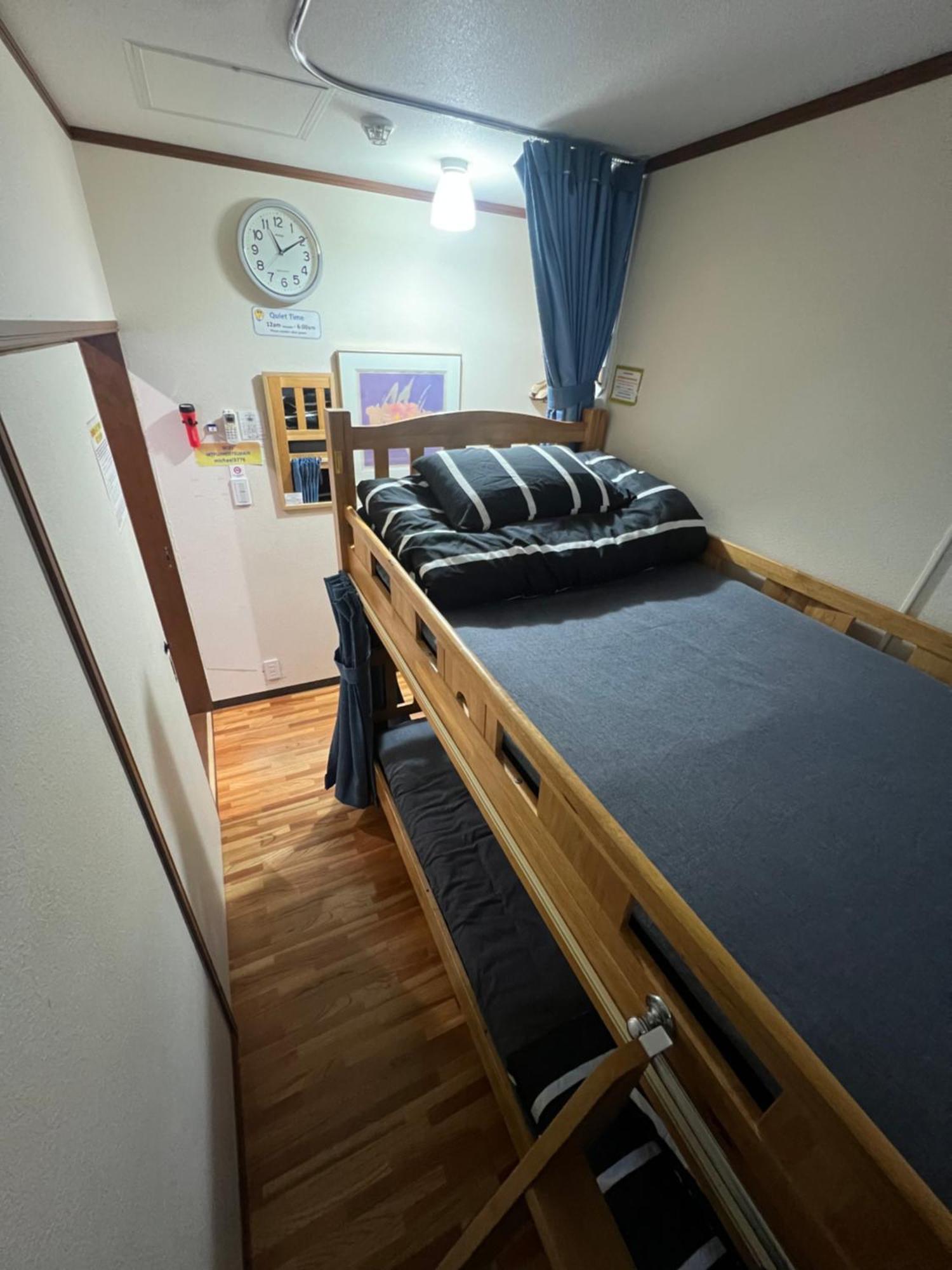 Mt Fuji Hostel Michael'S Фудзиёсида Экстерьер фото