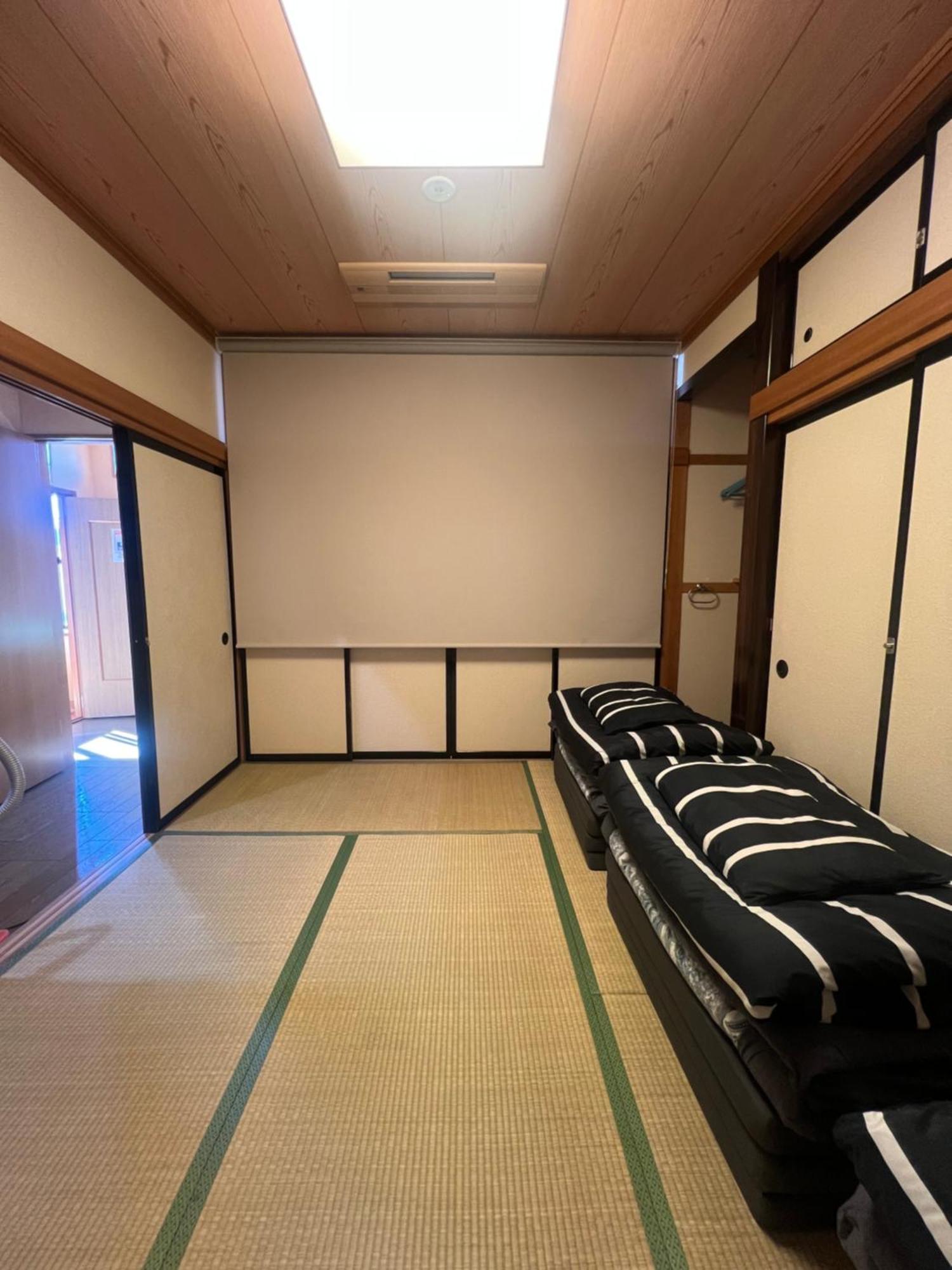 Mt Fuji Hostel Michael'S Фудзиёсида Экстерьер фото
