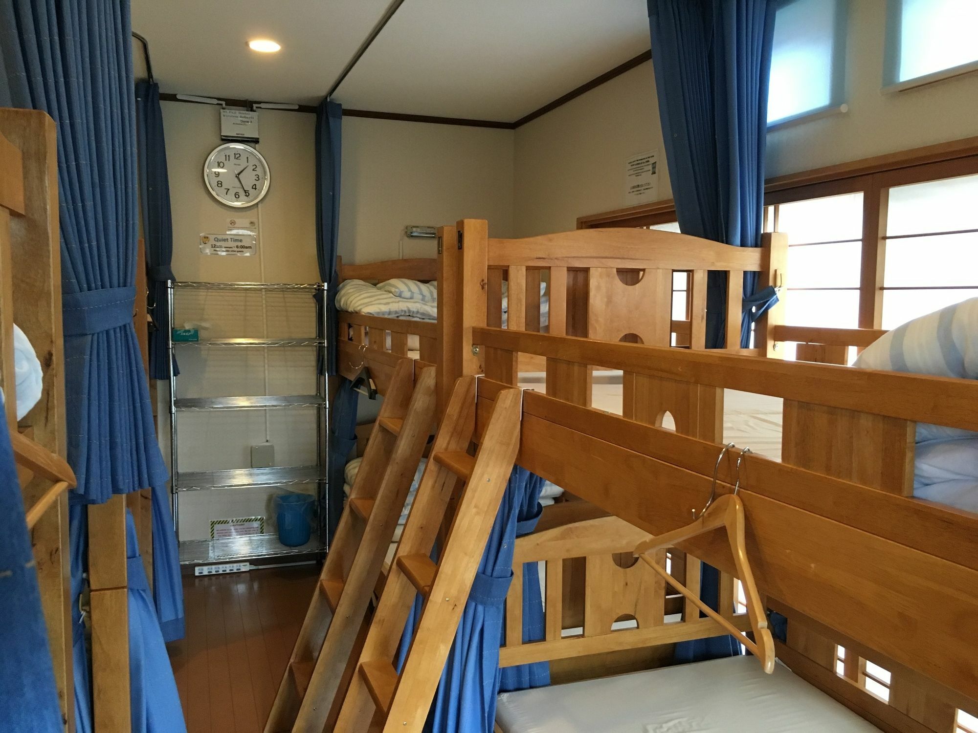 Mt Fuji Hostel Michael'S Фудзиёсида Экстерьер фото